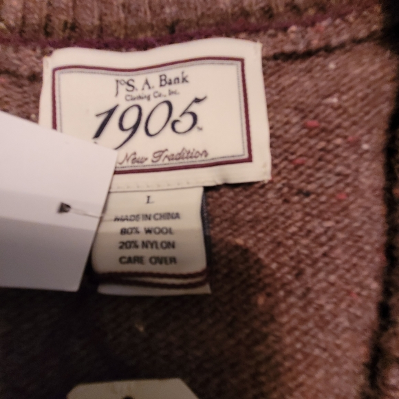 Jos. A Bank Argyle Sweater Sizes XL or L.  Wonderful Christmas gift! - Picture 4 of 12